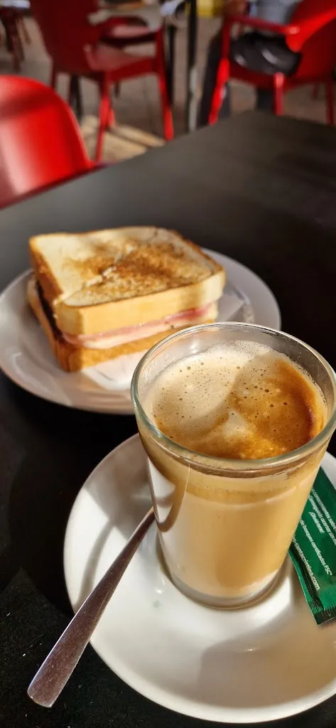 Cristian Mantzoros_Bar Nuevo_Alozaina_review