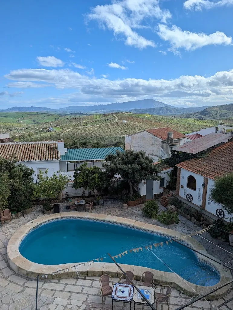 Casa de Acogida Pepe Bravo_Alozaina_slider_image_2