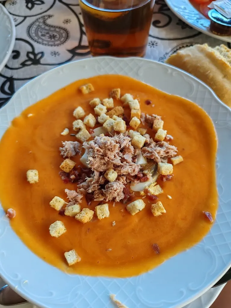 Sara Bravo_Bar restaurante Miguelín y Miguel_Alozaina_review