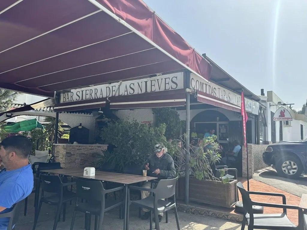 Bar Sierra de las Nieves restaurant in Alozaina