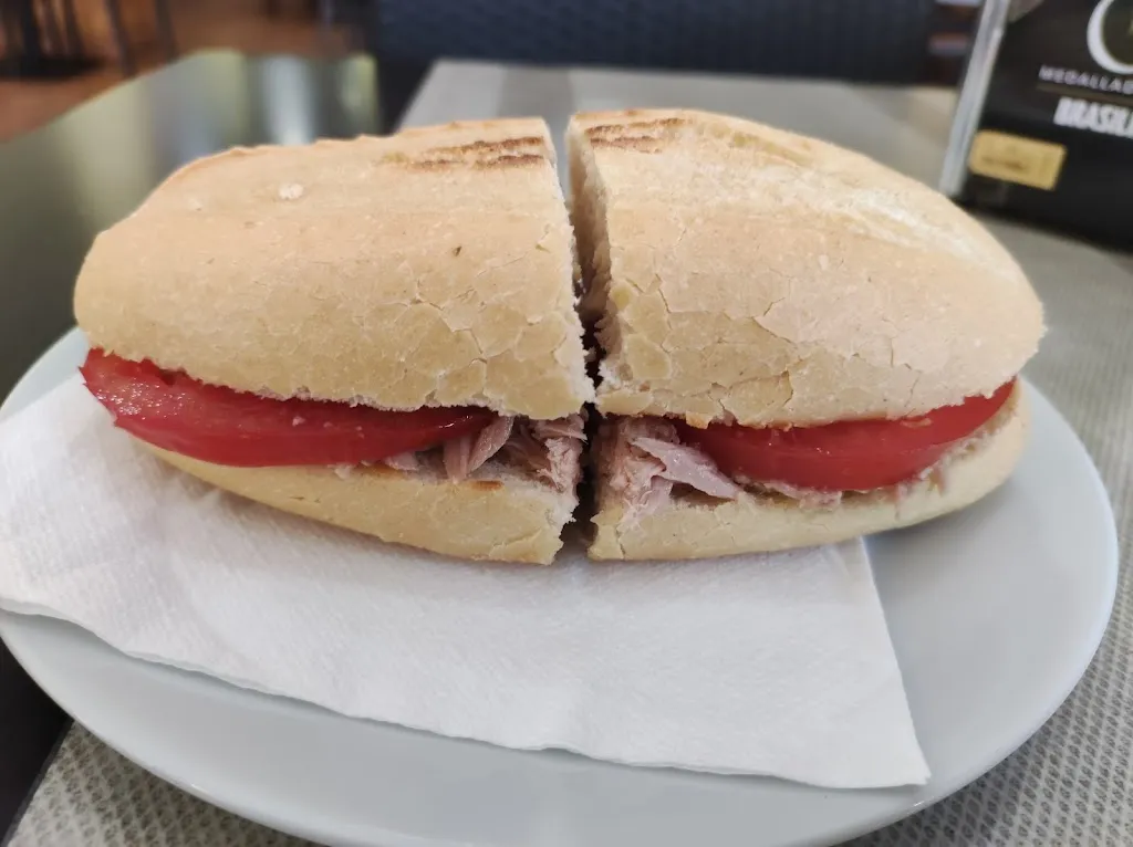 Ventanas Crimasol_Restaurante El Tardón_Alhaurín de la Torre_review