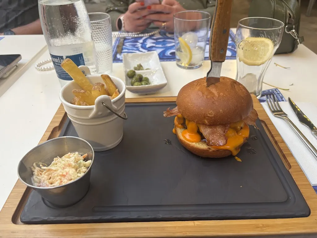 Jared Duffield_L'Om_Pego_review