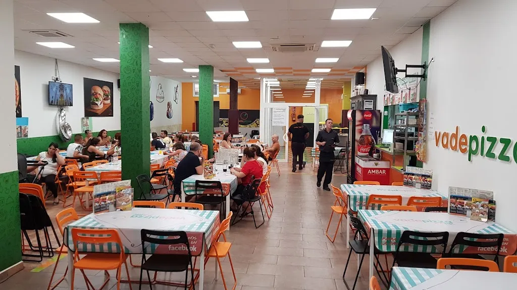 Vadepizza Park restaurant in Alhaurín de la Torre