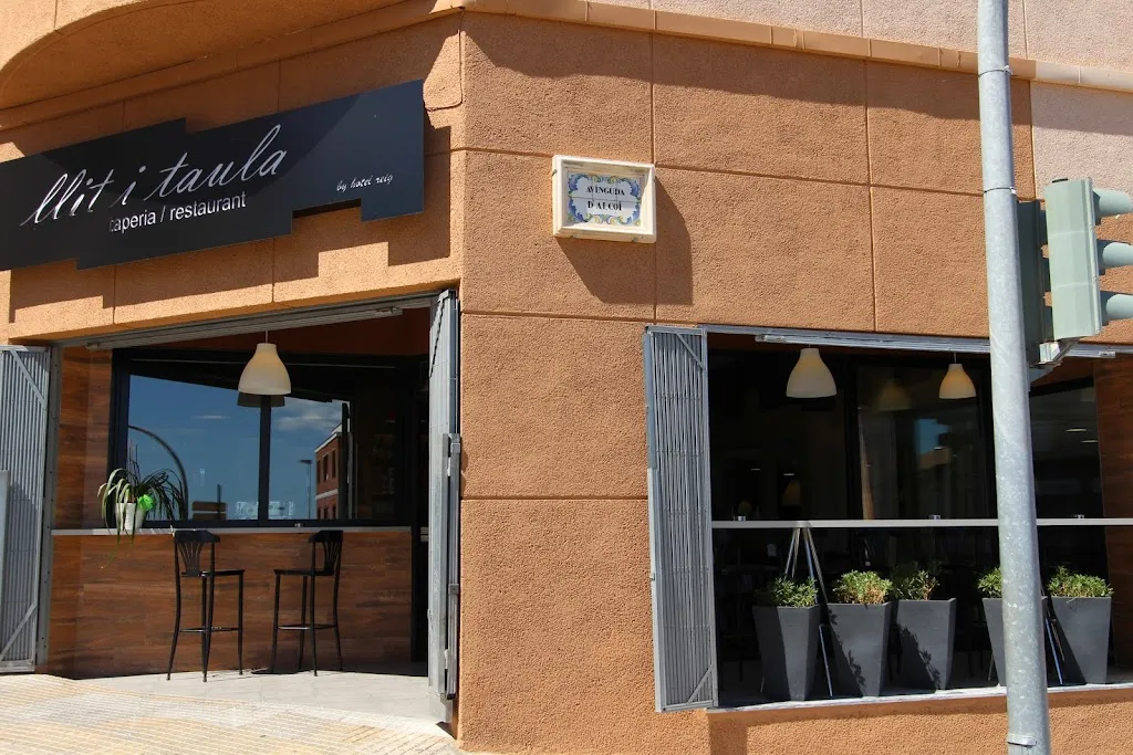 Llit i Taula restaurant in Pego