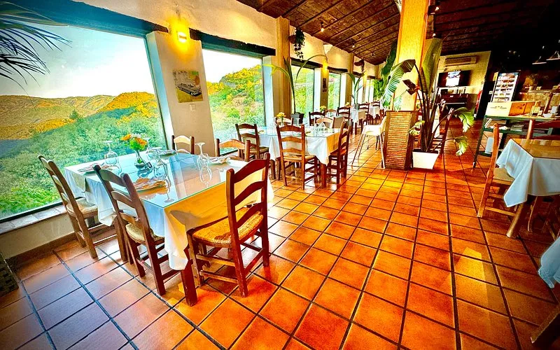 Restaurante Hostal El Paisaje restaurant in Atajate