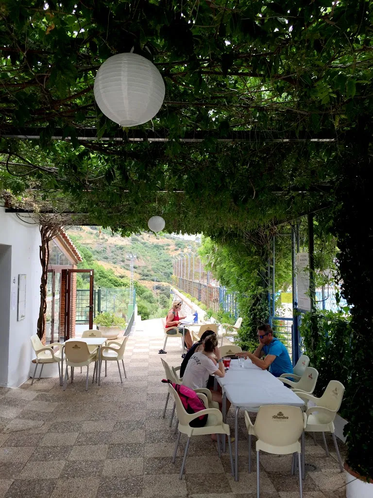 El Mirlo_Benadalid_slider_image_1