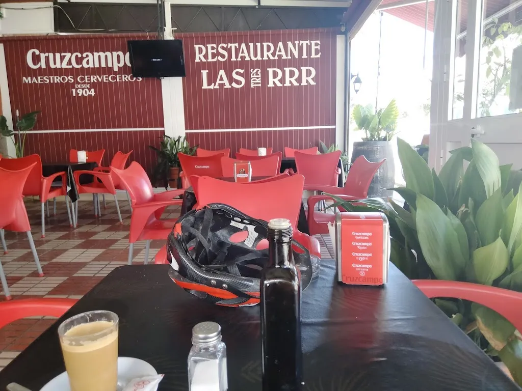 Paul Bateson_Las Tres RRR_Archidona_review