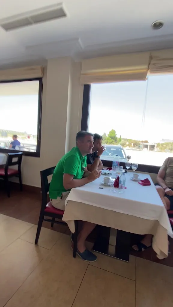 Hotel Restaurante El Capricho_Archidona_slider_image_2