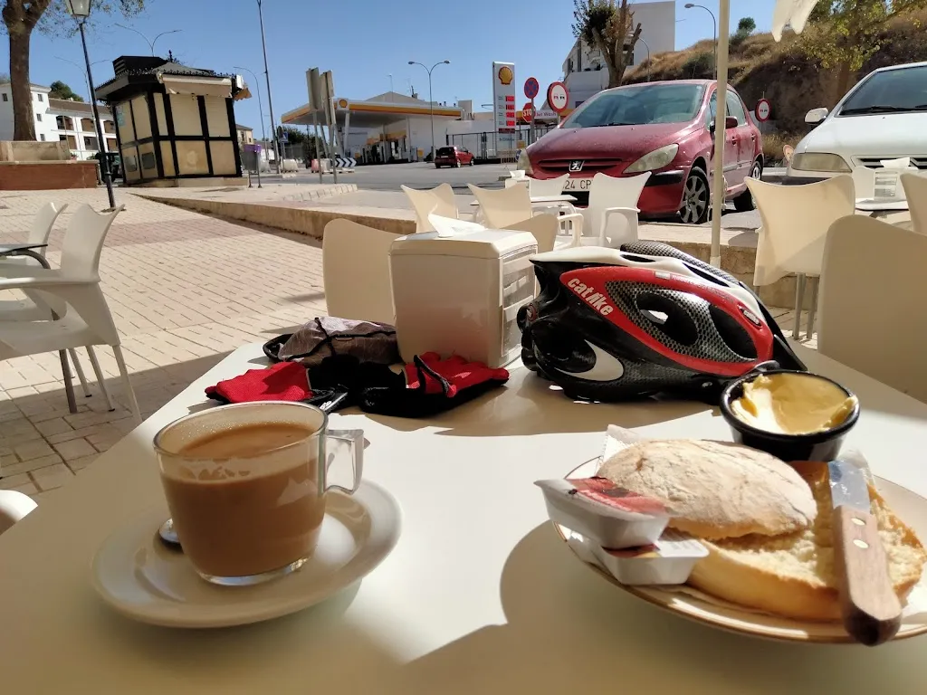 Paul Bateson_Bar resturante El Barrio_Archidona_review