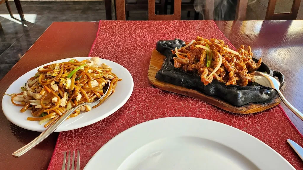 Phil Cross_Restaurante Asiatico Feng_Algarrobo_review