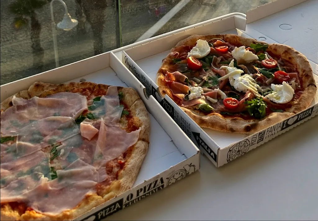 L U_Italy restaurante pizzeria_Algarrobo_review