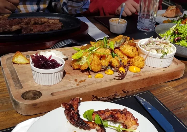 Felipe Choque_Puerto Tanino Restaurant by Winery Hotel_Algarrobo_review