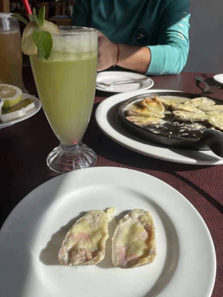 Carolina Andrea Muga Córdova_Restaurant Brisas del Mar_Algarrobo_review