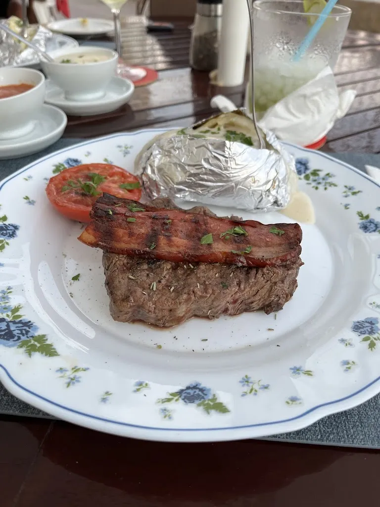 Jakub Lunga_Bar Steakhaus Kajüte_Algarrobo_review