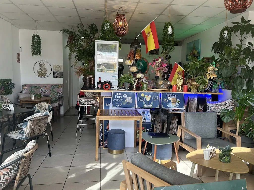 Mindset Extravagant restaurant in Algarrobo