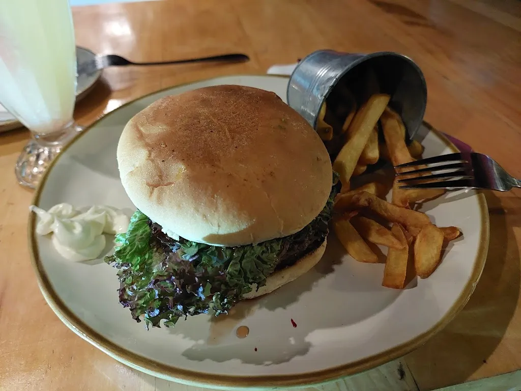 Victor Gonzalez_ROOFTOP ALGARROBO_Algarrobo_review