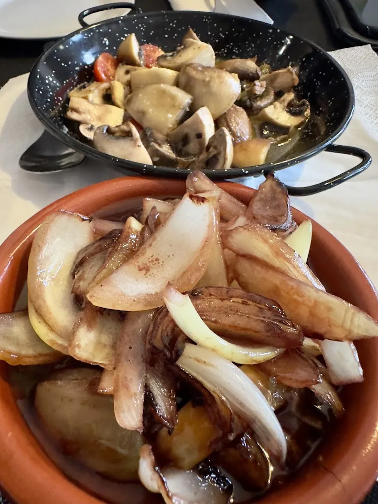 Marion Rockstroh-Kruft_Mi Casa Tu Casa_Poblets els_review