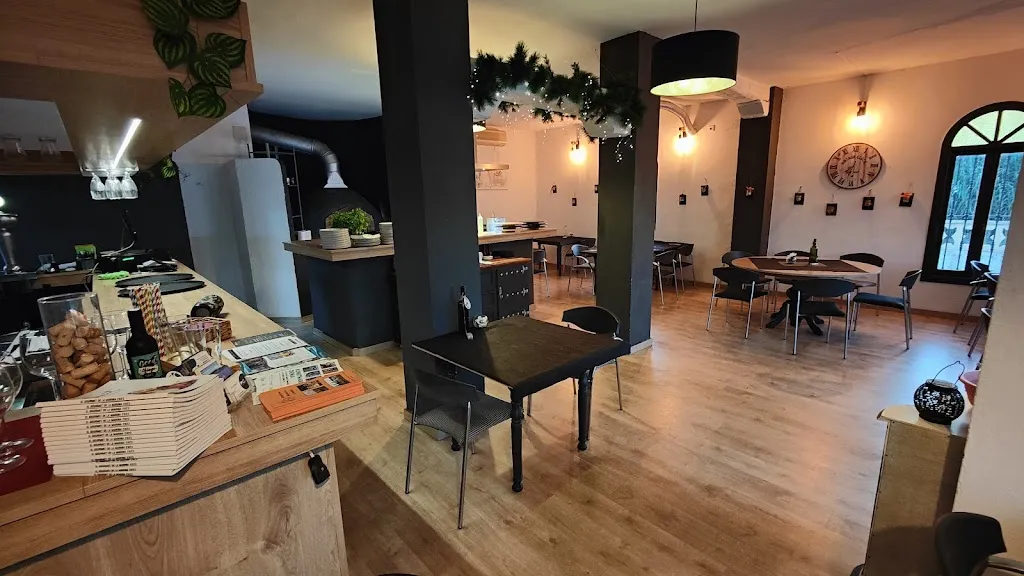 Mi Casa Tu Casa_Poblets els_slider_image_1