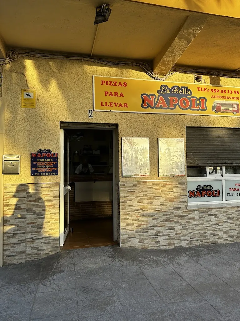 Molly Dupont Morin_La Bella Napoli_Algarrobo_review