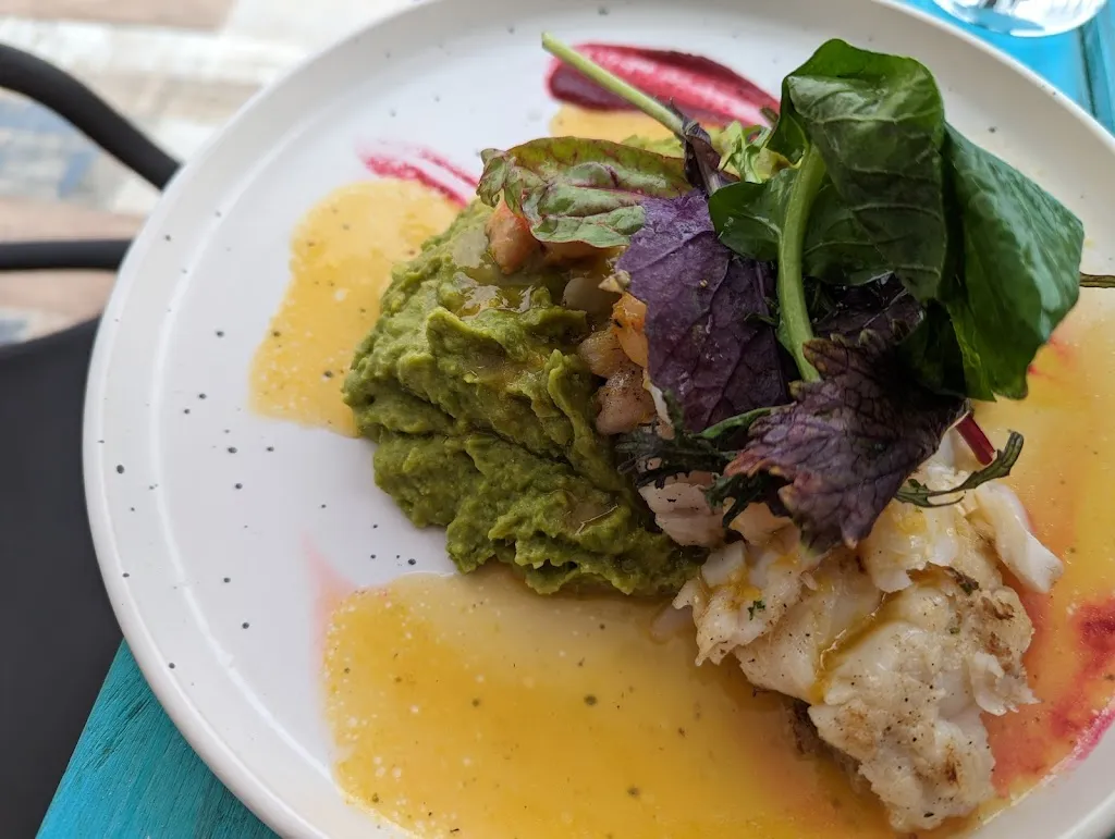 Robert F._Cinco Océanos Sunset Restaurant_Algarrobo_review