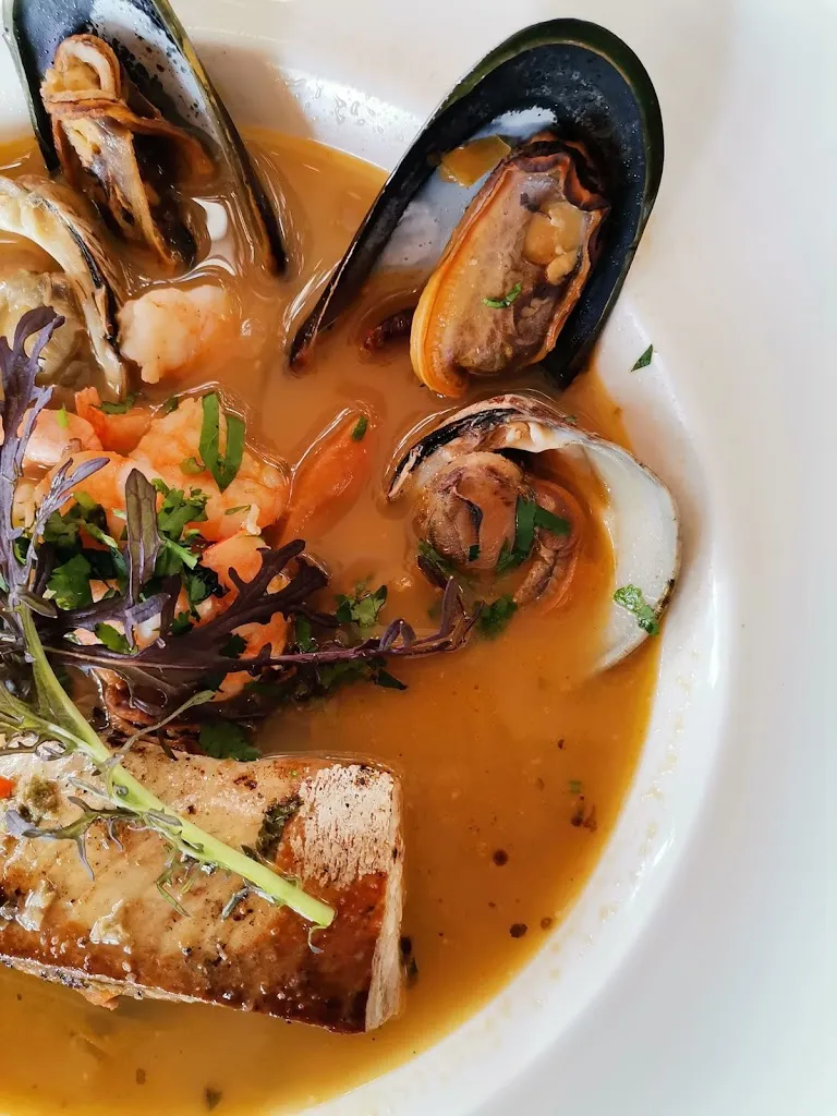 Cinco Océanos Sunset Restaurant_Algarrobo_slider_image_3