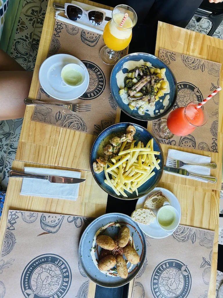 Menu_Jonás Ballena Restaurante_Algarrobo_image_9