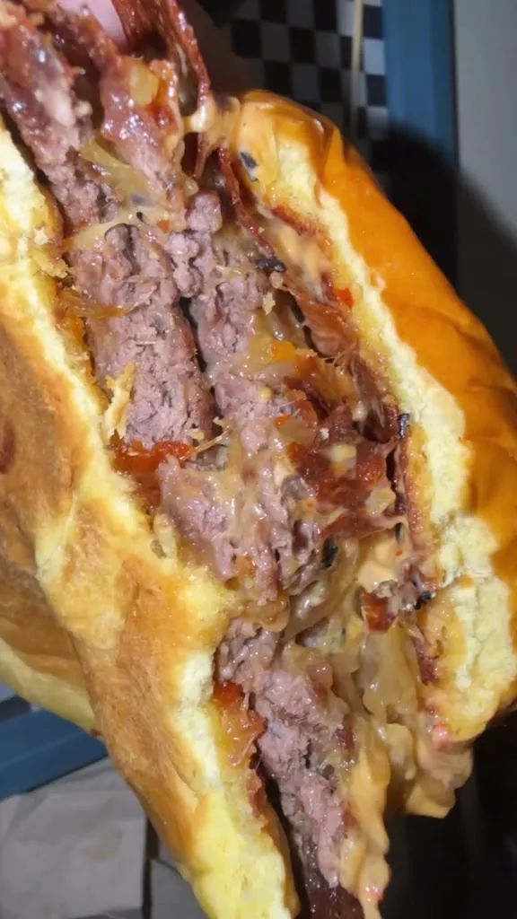 Francisco Jesus Hijano Gutierrez_Hamburgueseria The Gallery_Algarrobo_review