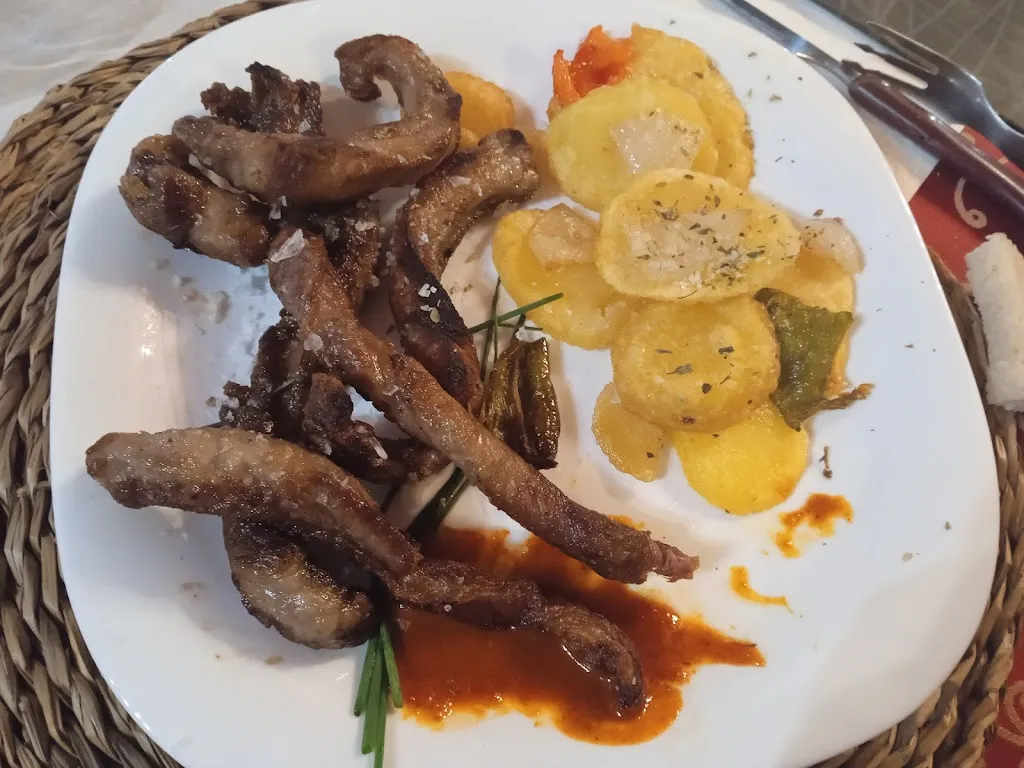 Toñi Perez_Bar- Restaurante Celebraciones La Parchite_Arriate_review