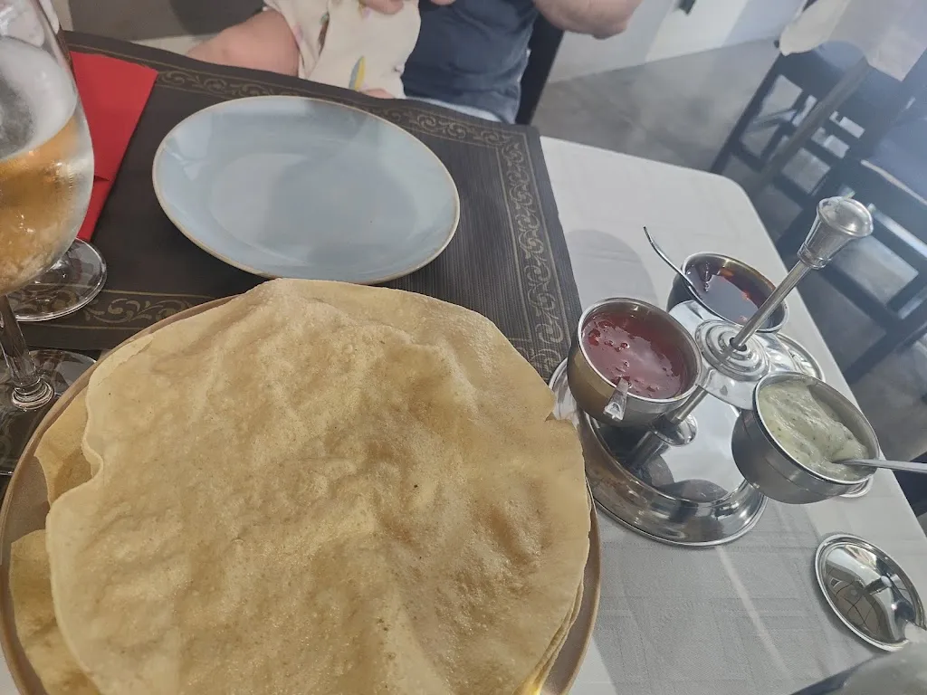 CRISTINA GARRIDO RUIZ_ROYAL ISHA_Benamocarra_review