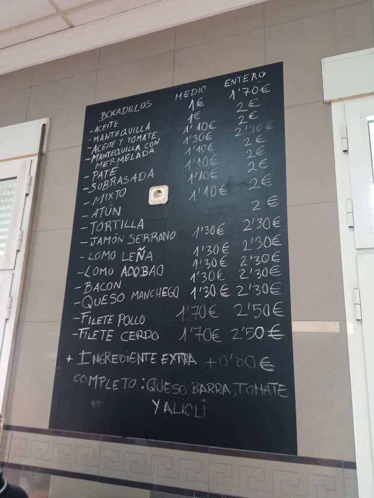 Menu_Mesón La Comuna_Benamocarra_image_1