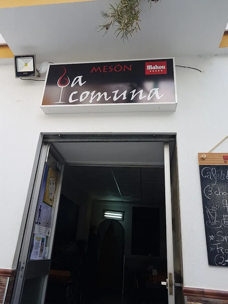 Mesón La Comuna restaurant in Benamocarra