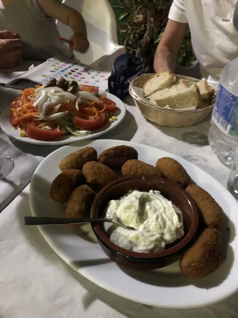 Hugh Allen_Restaurante La Piscina_Borge El_review