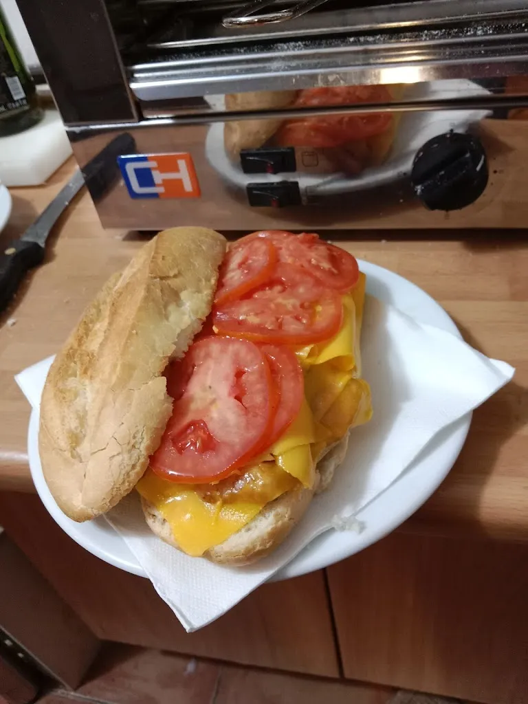 Menu_Bar Guayacán_Benarrabá_image_8