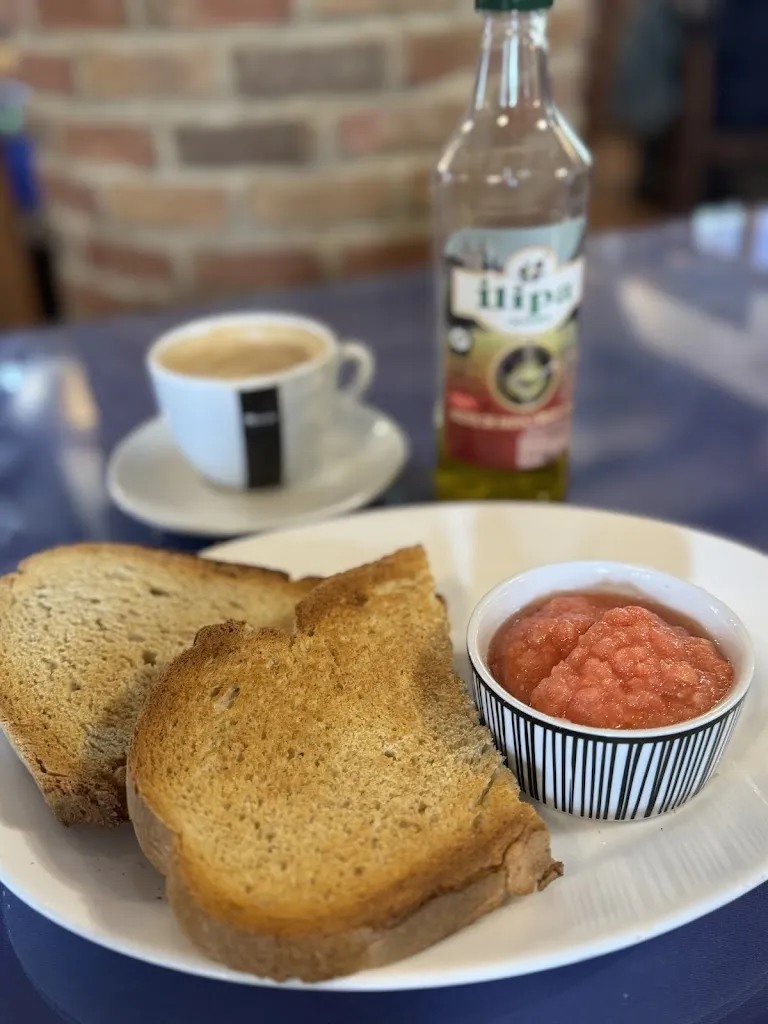 Sharon Hub_Venta Solera_Benarrabá_review