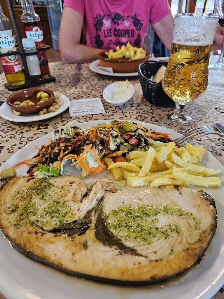 Janine Giles-Holmes_Venta Solera_Benarrabá_review