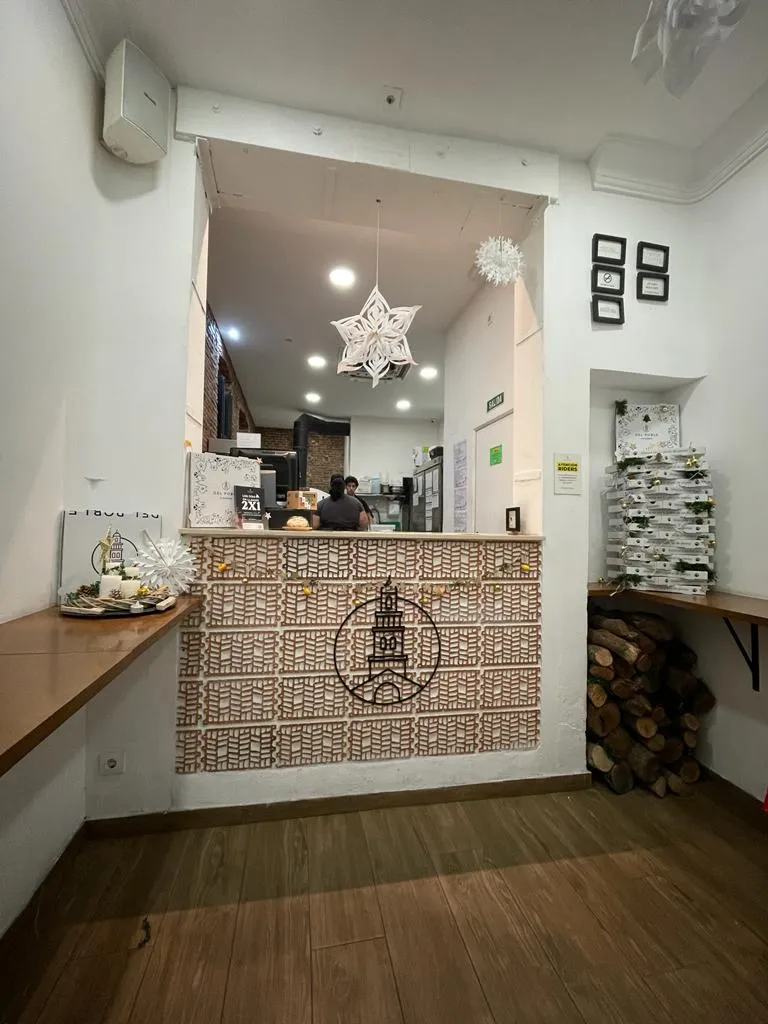 Lulu Iten _Del Poble Pizzeria Chamberí_Poblets els_review