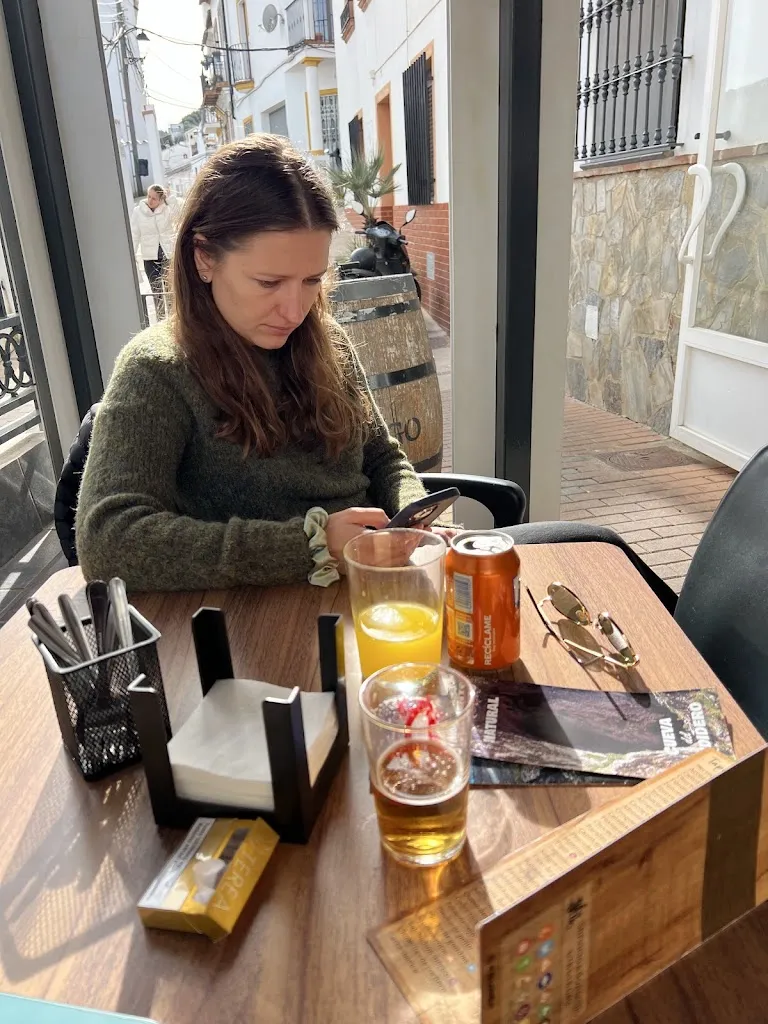 Jakub David_Bar El Tajillo_Benaoján_review