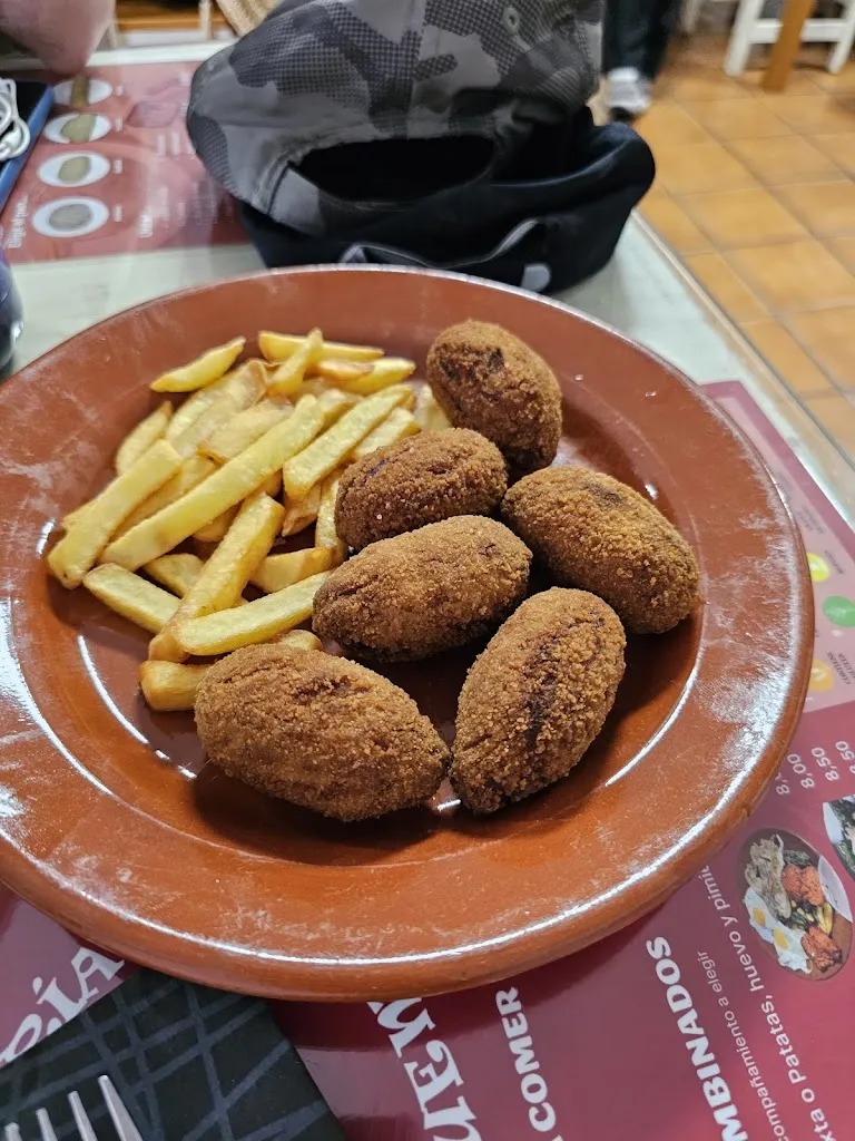 Juan Carlos_Bar el encuentro_Benaoján_review