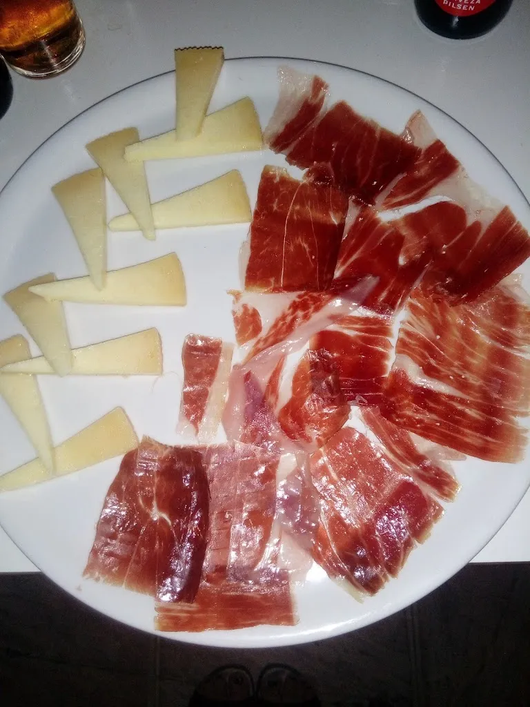 Menu_Restaurante La Piscina_Cañete la Real_image_5