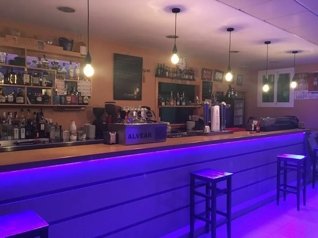 Restaurante La Piscina restaurant in Cañete la Real