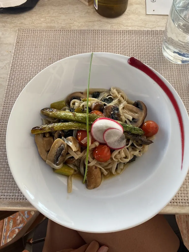 Marie G_Bar Cerezo_Canillas de Albaida_recensione