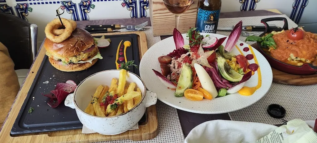 Bar Cerezo_Canillas de Albaida_slider_image_3