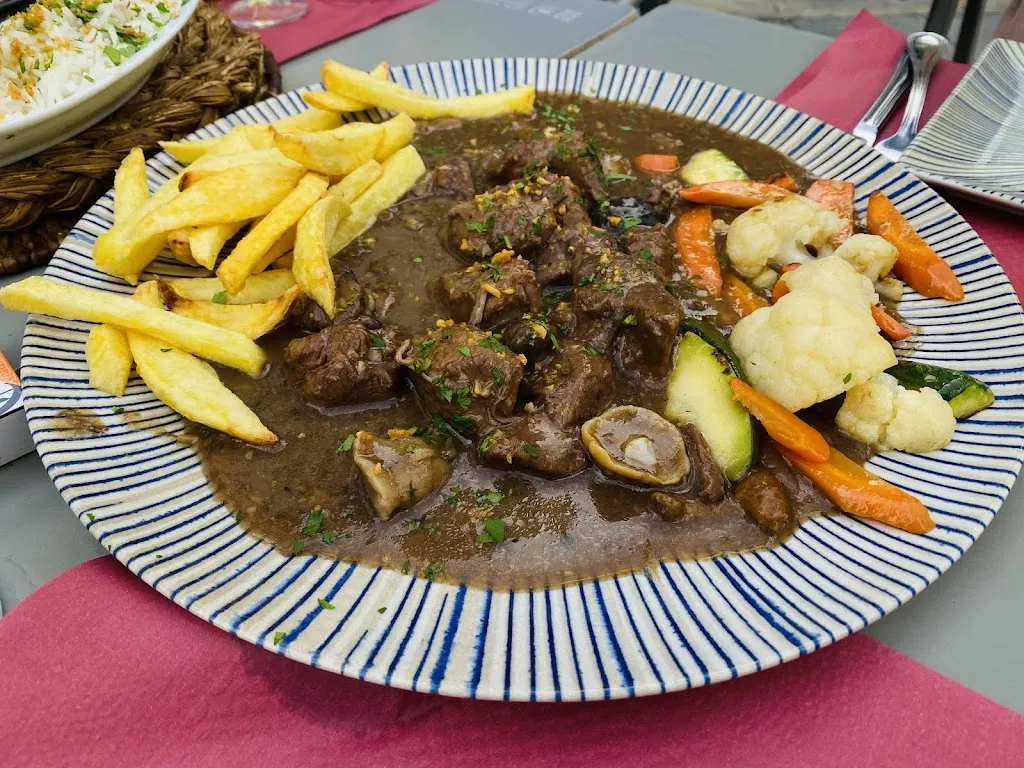 Preeya “Tina”_Restaurante La Plaza_Canillas de Albaida_review