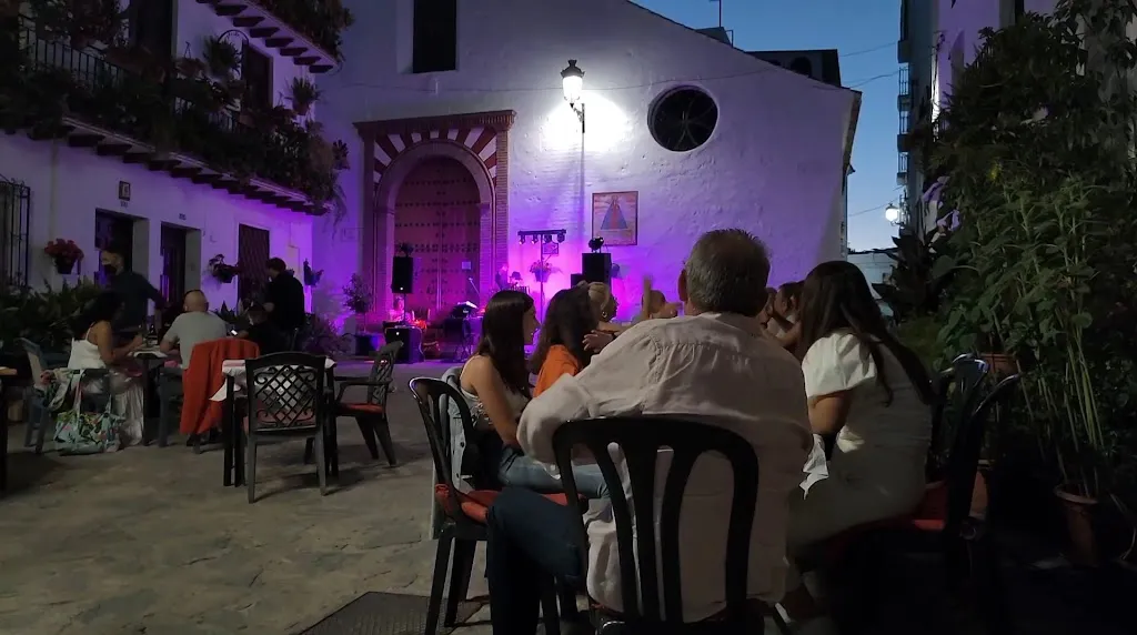 Restaurante La Plaza_Canillas de Albaida_slider_image_2