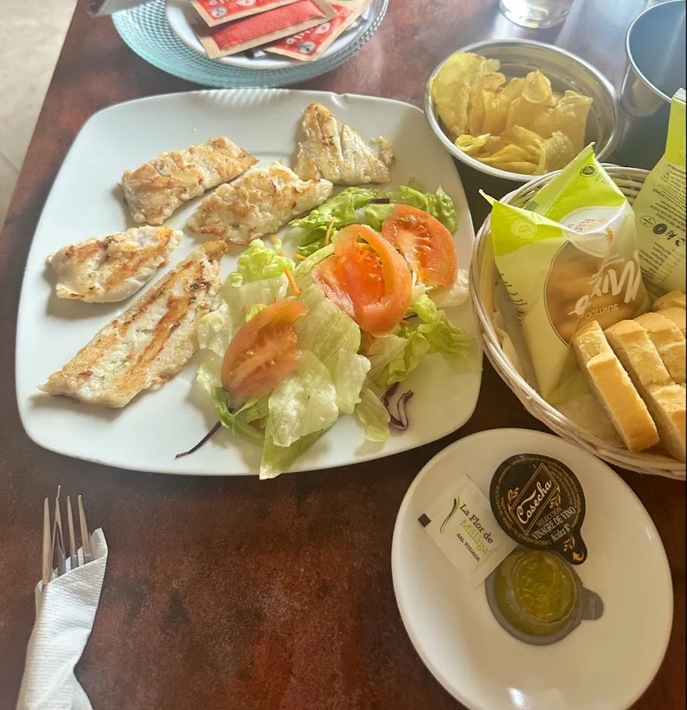 Ben Shih_Bar Luna_Campillos_review