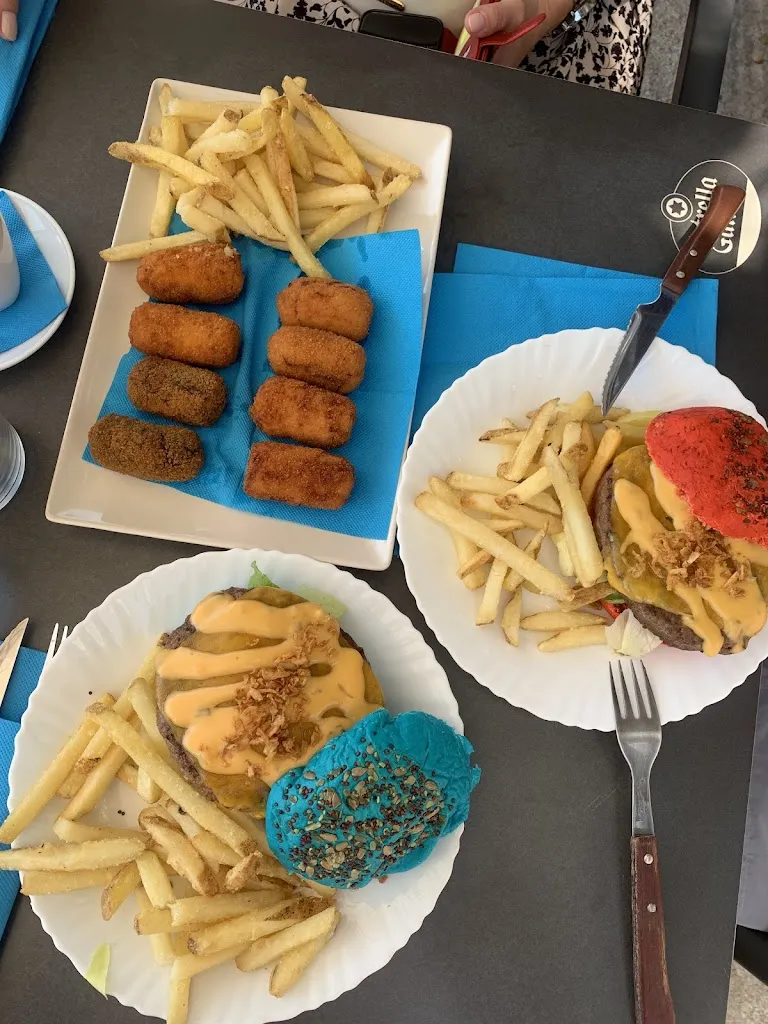 lena b_Bar ParribaPabajo_Cartajima_review