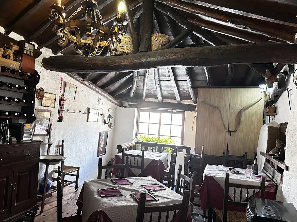 Restaurante Anafe restaurant in Cartajima