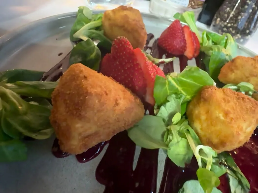 John Paul_Los Abanicos_Benahavís_review