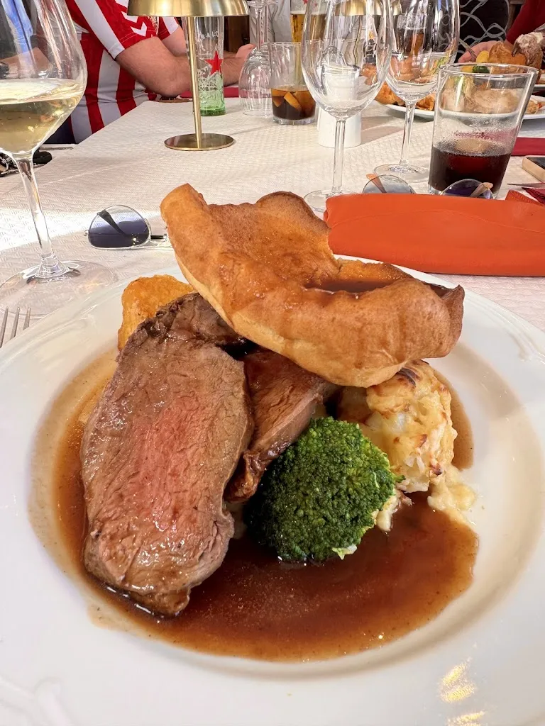 Lauren Scott_The Irishman Benahavis  part of the Irishman Group Marbella_Benahavís_review