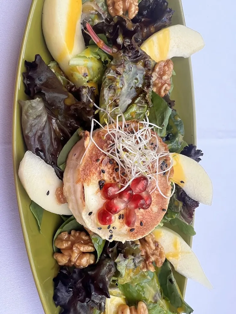 Niki Lawrence_BODEGON GALLERY Restaurante & Tienda de Vinos_Benahavís_review